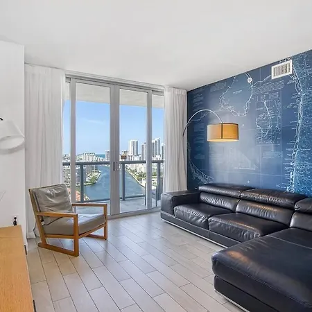 High-Floor Oceanview Apartment